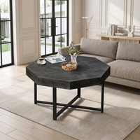 Table basse octogonale en bois noir
         de 76 cm avec plateau en patchwork artisanal et pieds en croix métalliques (noir antique)